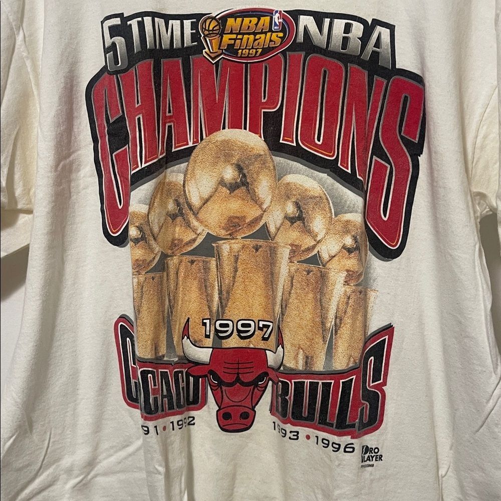 Vintage 1997 Chicago Bulls five-time NBA championship shirt xl - Picture 3 of 6